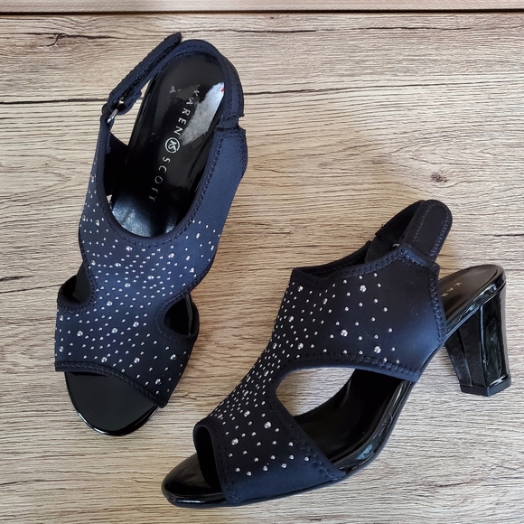 BNIB Karen Scott Dalinaa Sandals - Picture 3 of 13